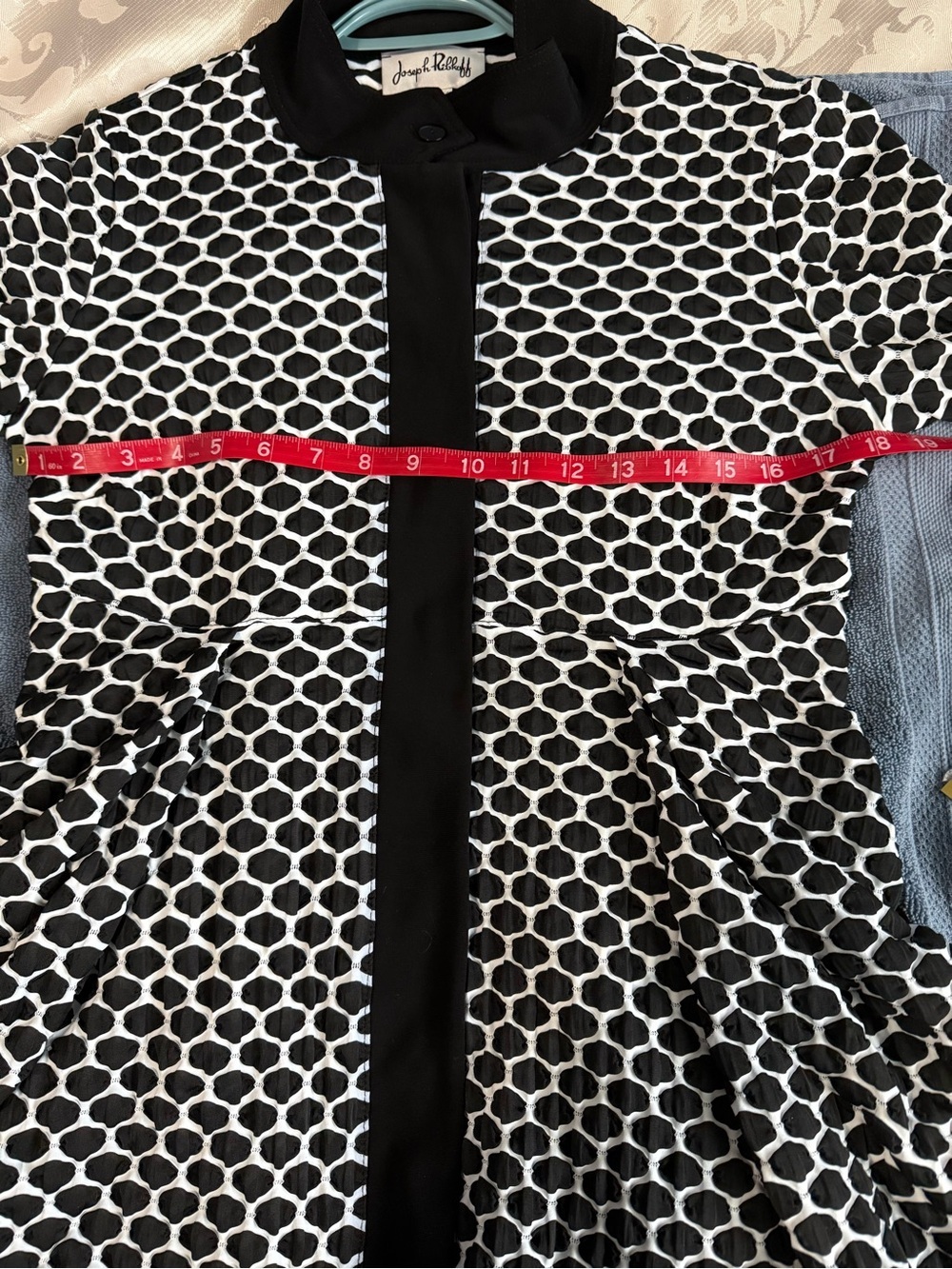 Joseph Ribkoff Black & White Geo-Print Tunic with Contrast Trim - Picture 4 of 6